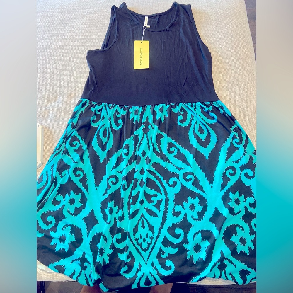Longyuan Black and Blue dress